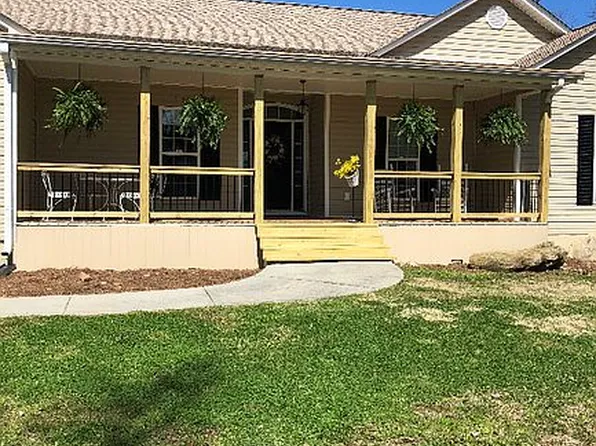 98 Trestle View Rd, Toccoa, GA 30577