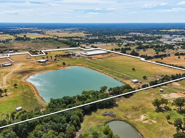 34859 & 13341 Us Highway 82, Whitesboro, TX 76273