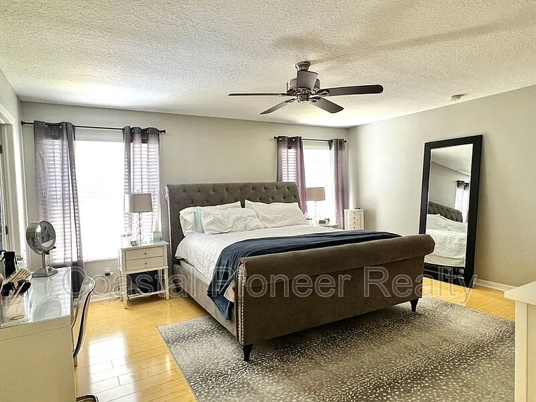 8848 Cameron Crest Dr — Photo 13