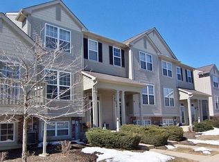 746 Cherry Creek Dr, Grayslake, IL 60030