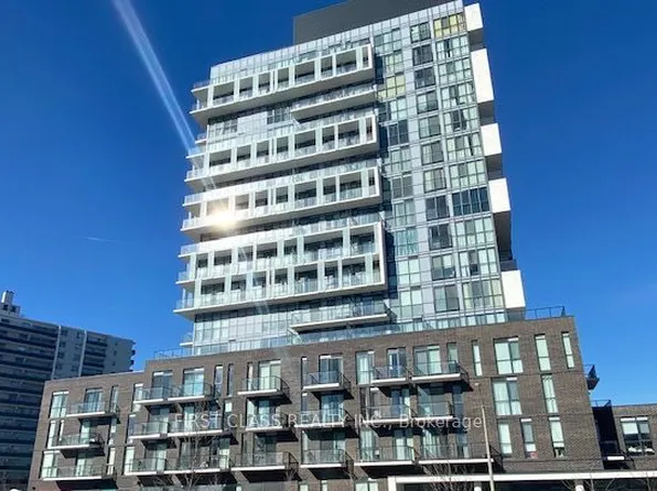 128 Fairview Mall Dr, Toronto, ON