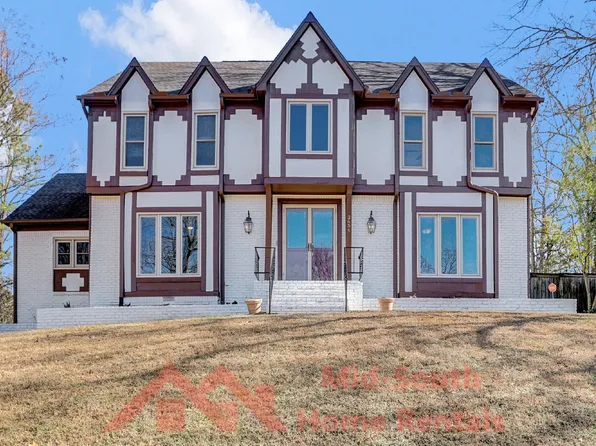 2654 Fox Creek Dr, Germantown, TN 38138