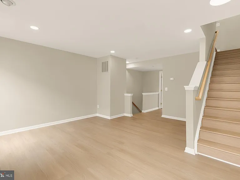 4284 Wheeled Caisson Sq — Photo 20