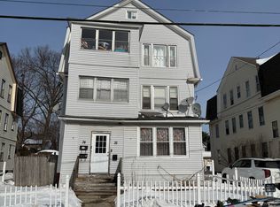 32-34 Kenneth St, Hartford, CT 06114