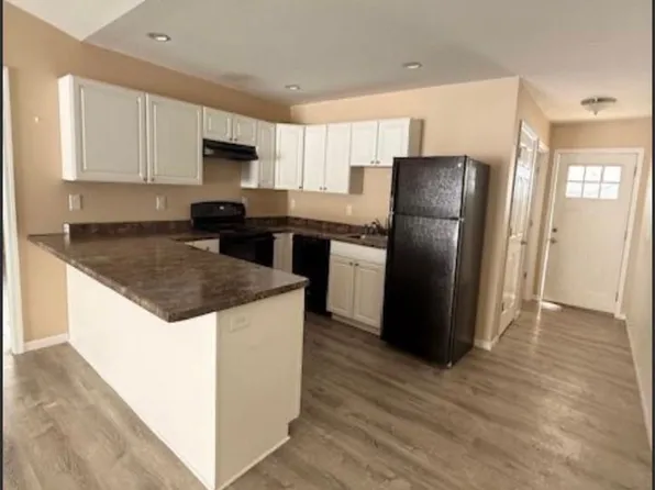 3122 Barrington Pl, Plover, WI 54467