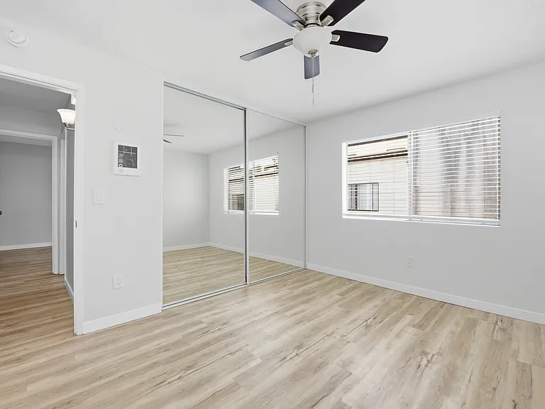 4559 Campus Ave #10 — Photo 11