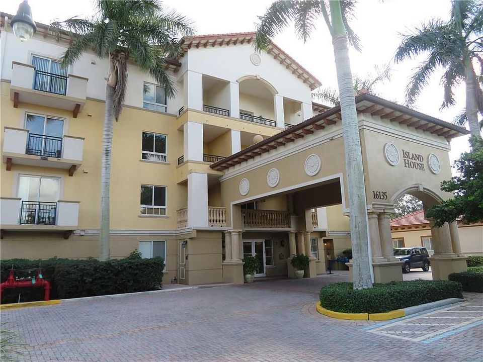 1st image of 16135 Emerald Estates Dr APT 161