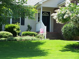 2 Halter Pl, Pinehurst, NC 28374