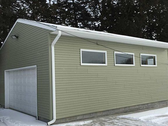 2nd image of 5811 S 42nd St