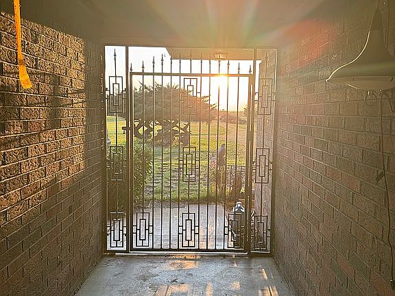 3rd image of 5810 SE Croco Rd