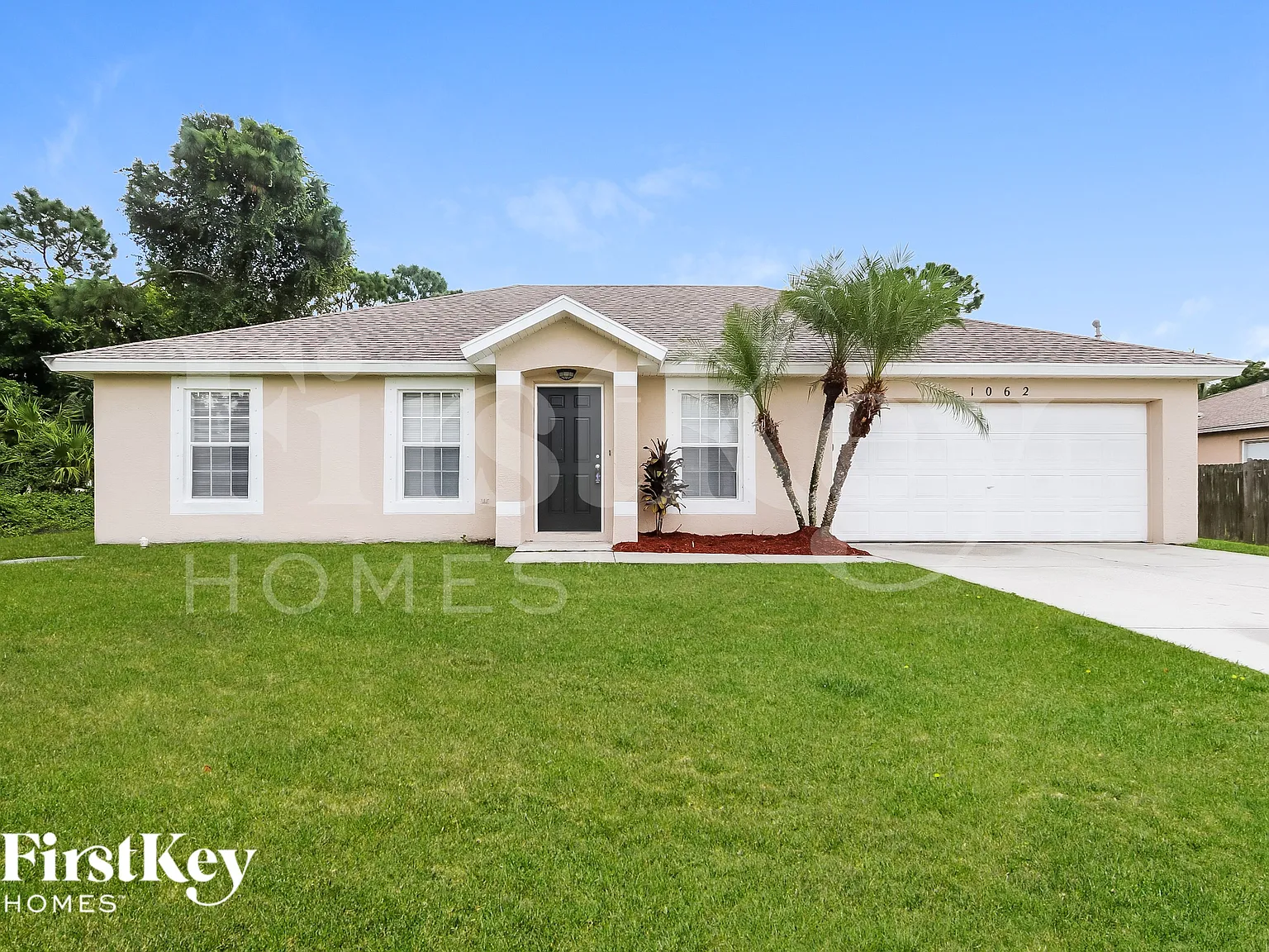 3 bed, 2.0 bath, 1445 sqft, $2,455 — Photo 2