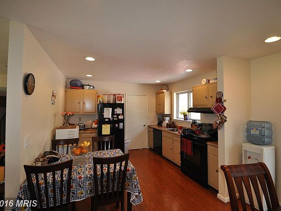 5th image of 6923 Wick Ln