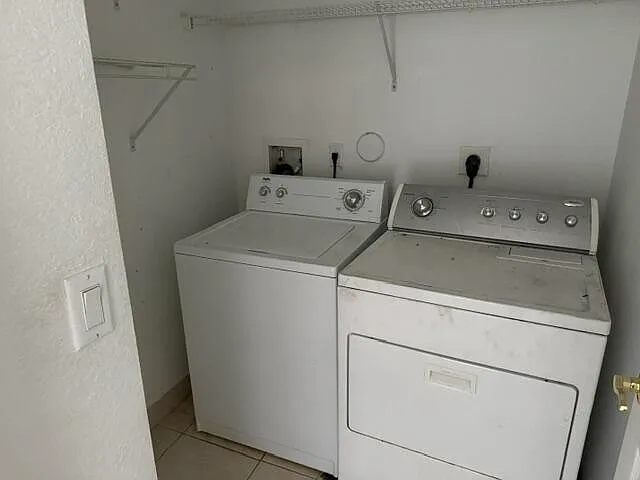 8330 SW 29th St #103 — Photo 18