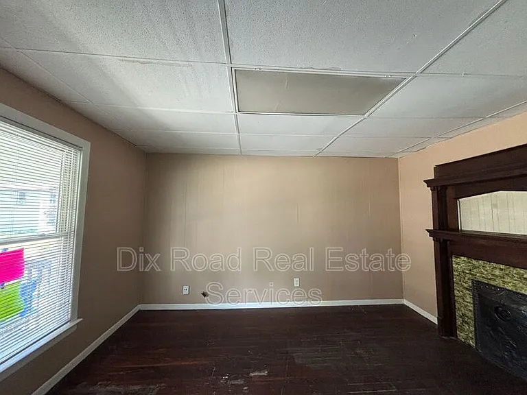 112 Heaton Ave — Photo 6