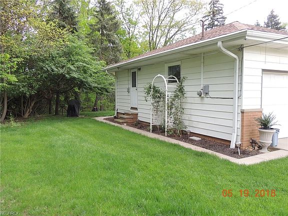 2nd image of 2301 N Mary Ln