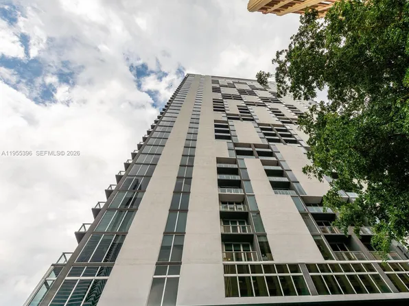 151 SE 1st St APT 805, Miami, FL 33131