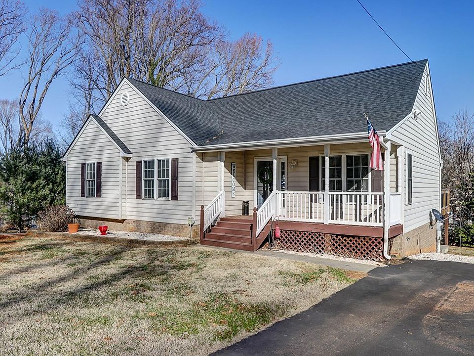 1st image of 223 Oakland Cir