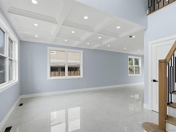 5th image of 145 Bethpage Road