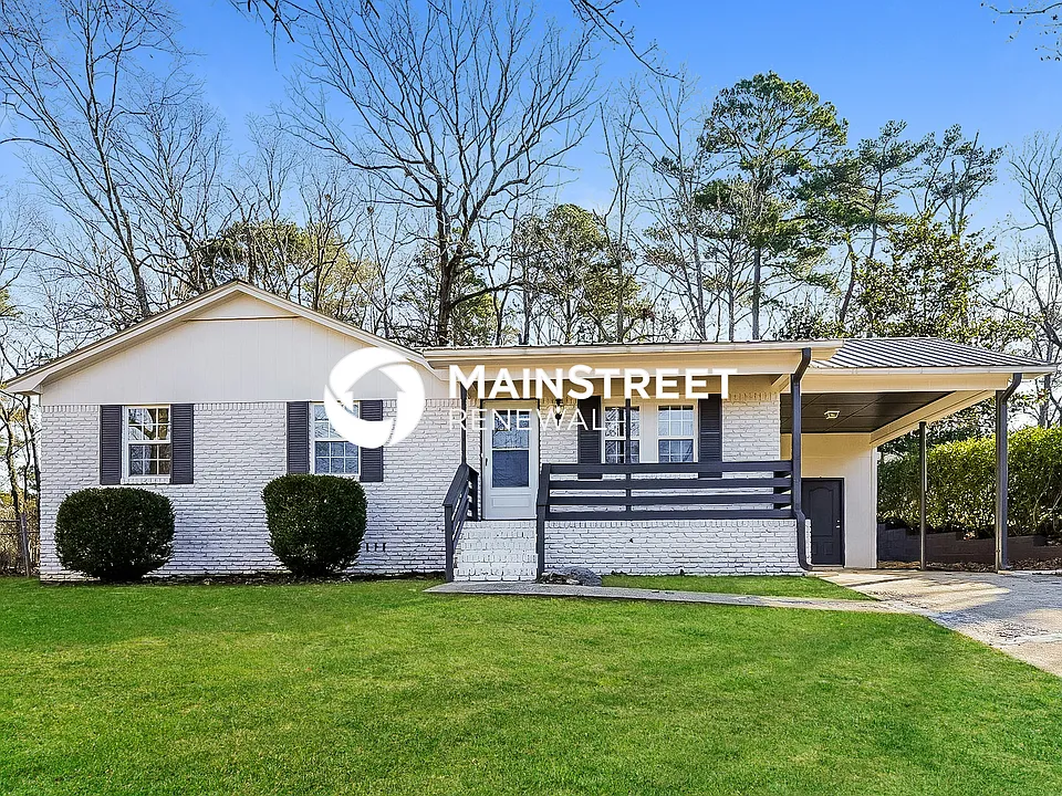 1405 Highland Dr