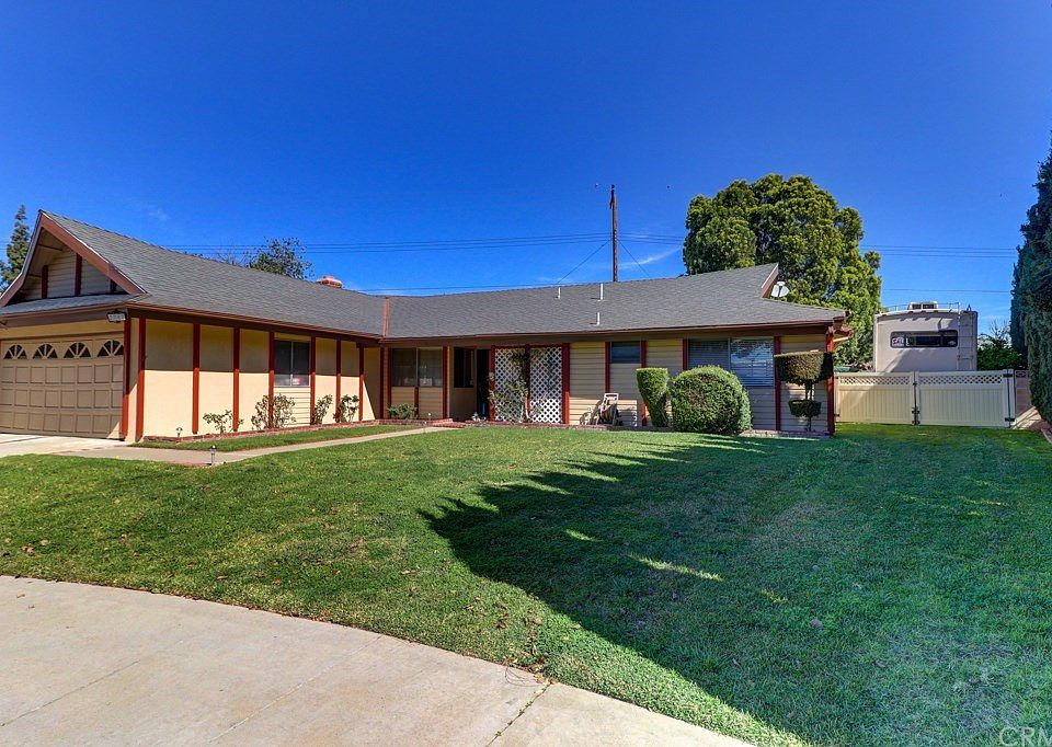 1st image of 2780 N Cottonwood St