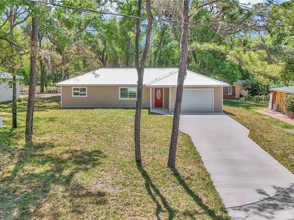 2788 W Cypress Dr, Dunnellon, FL 34433