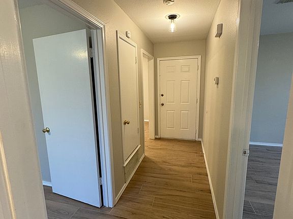 3rd image of 5823 Fordham Dr