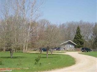 E10642 Lee Ln, Baraboo, WI 53913