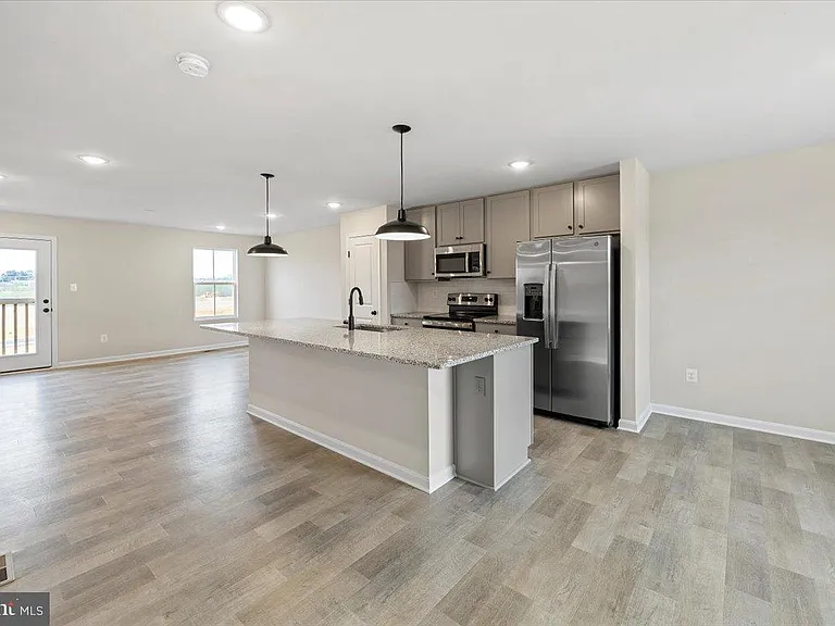 181 Perdiz Rd — Photo 5