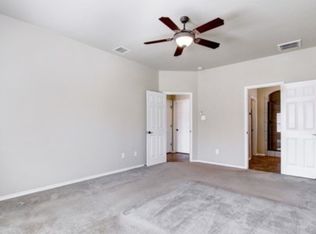 10434 Corvey Ln, Helotes, TX 78023