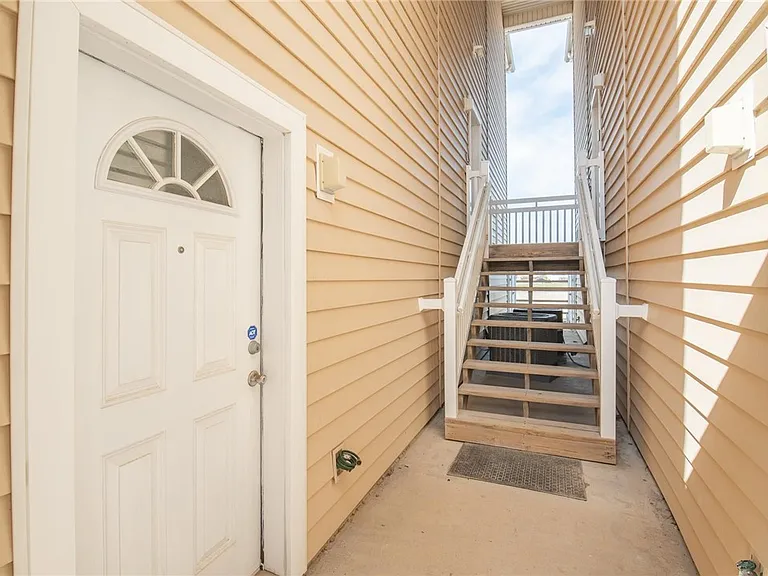14202 Encantada Ave #401 — Photo 5