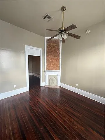 2 bed, 1.0 bath, 725 sqft, $1,400 — Photo 2