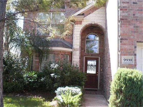 2nd image of 9939 Adobe Dr