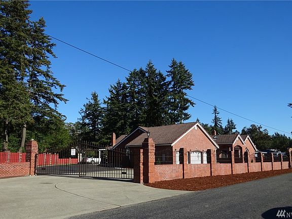 2nd image of 19609 Ellis Ln E