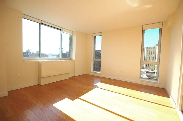 Rented by Kahen Properties | media 19