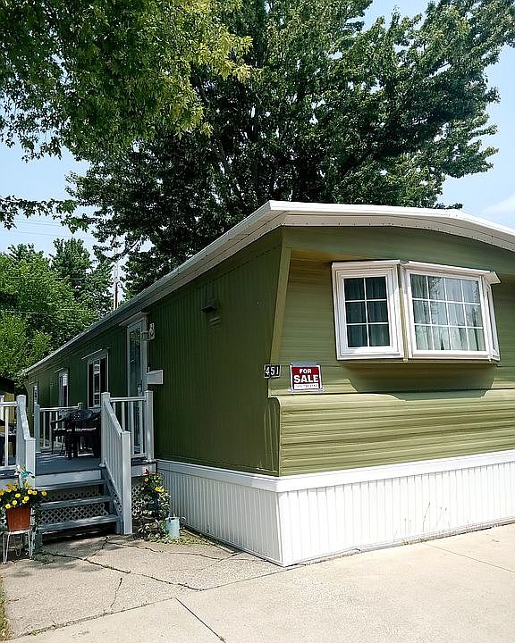 1st image of 451 Westwoods