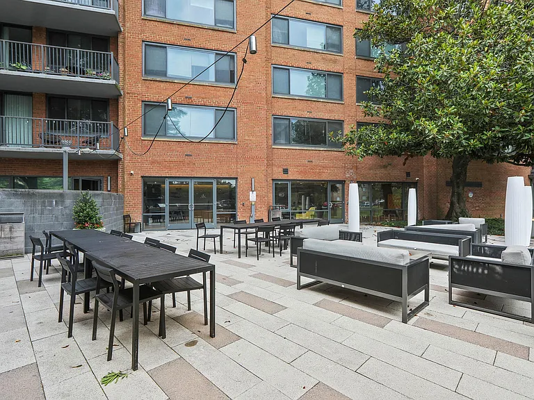 The Graham at Southern Towers — Photo 42