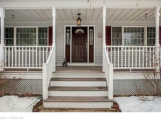 5 Kenwood Ln, Branford, CT 06405