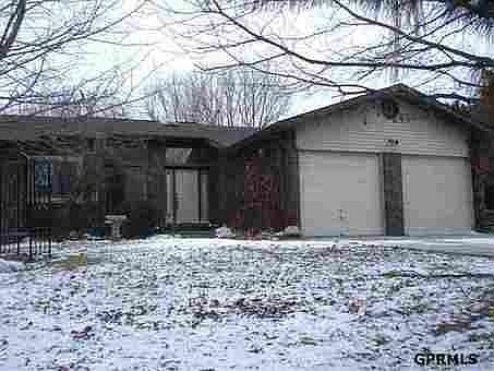 1st image of 12711 S 71st St
