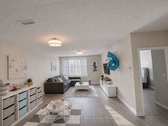 5th image of 7400 Markham Rd Unit 203