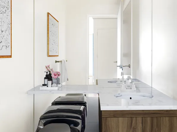 333 East 91st Street image 6 of 13