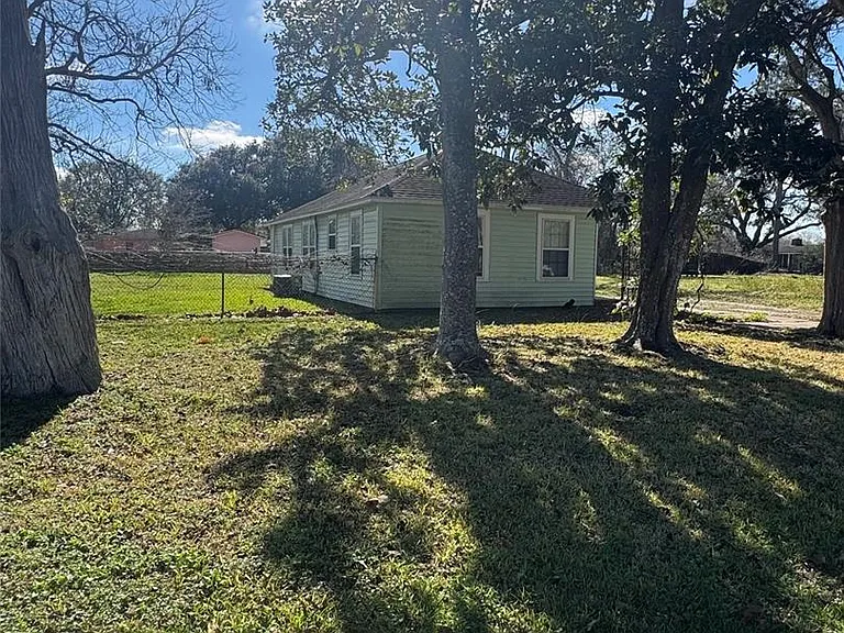 512 Rice St — Photo 14