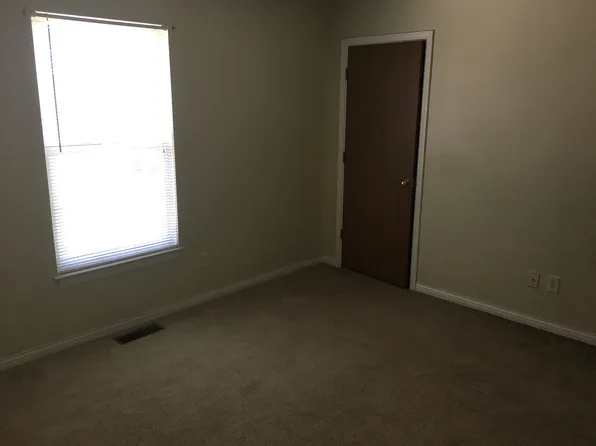 240 Lee Hi Dr, Crittenden, KY 41030