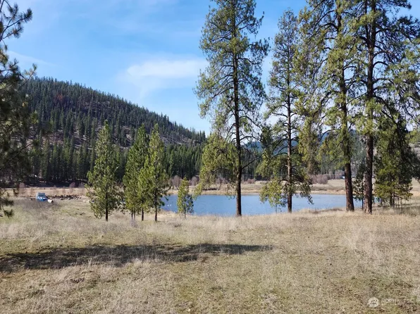 21 Eagle Rock Rd, Tonasket, WA 98855