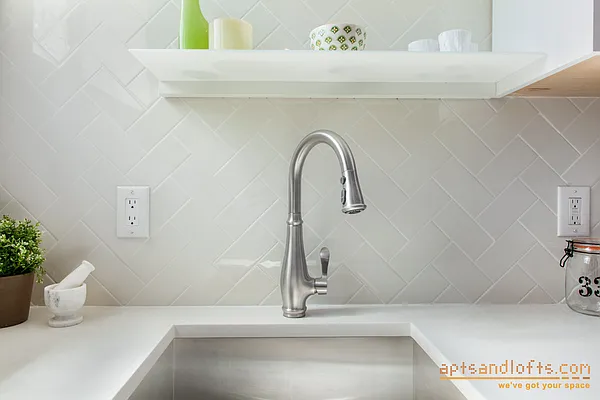 Sold by aptsandlofts.com | media 11