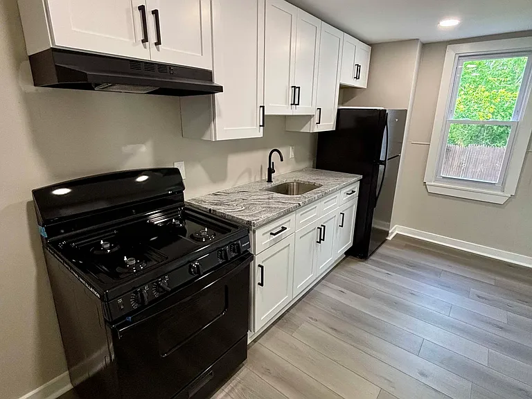 957 Springfield Rd #1 — Photo 4