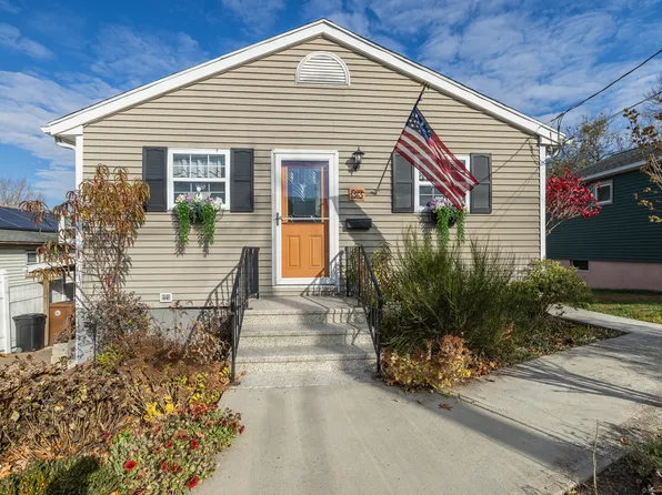 33 Fairfield Avenue, Shelton, CT 06484