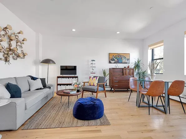 86 Green St APT 4, Brooklyn, NY 11222