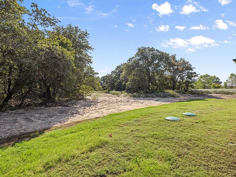 2057 Glenhollow Dr — Photo 36