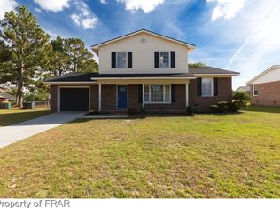 3713 Floyd Dr, Hope Mills, NC 28348