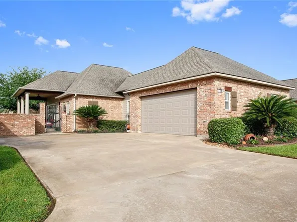 6134 E Azalea Dr, Lake Charles, LA 70605